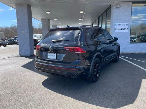 2022 Volkswagen Tiguan 2.0T SE R-Line Black 4MOTION