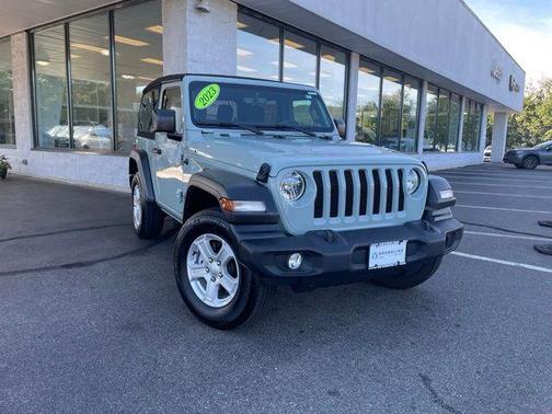 Earl Clearcoat 2023 Jeep Wrangler Sport S