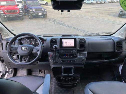 Bright White Clearcoat 2025 RAM ProMaster 2500 Tradesman