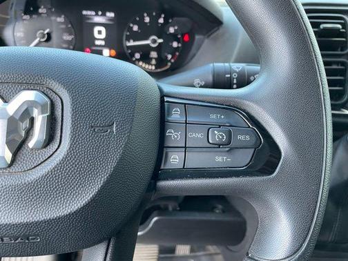 Bright White Clearcoat 2025 RAM ProMaster 2500 Tradesman