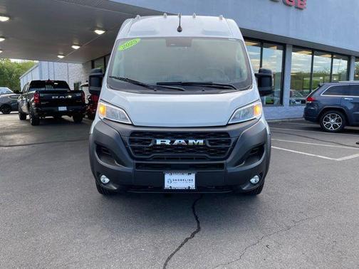 Bright White Clearcoat 2025 RAM ProMaster 2500 Tradesman