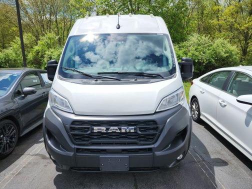 Bright White Clearcoat 2025 RAM ProMaster 2500 Tradesman