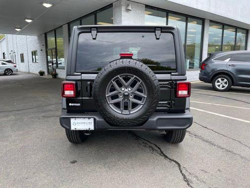 Black Clearcoat 2024 Jeep Wrangler Sport S