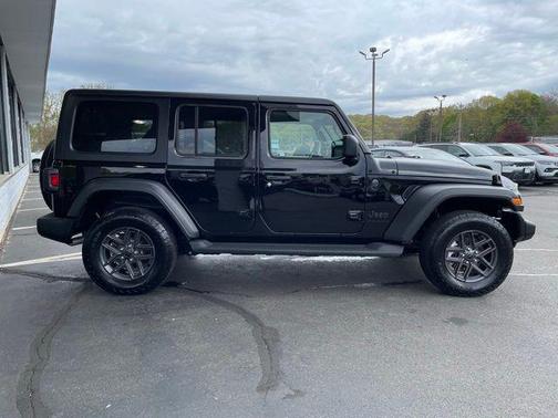 Black Clearcoat 2024 Jeep Wrangler Sport S