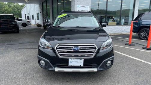 Crystal Black Silica 2017 Subaru Outback 3.6R Touring
