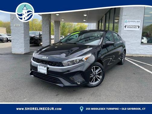 Aurora Black 2023 Kia Forte LXS