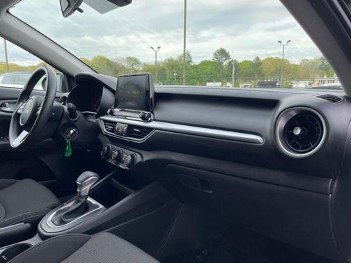 Aurora Black 2023 Kia Forte LXS