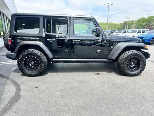 2022 Jeep Wrangler Willys