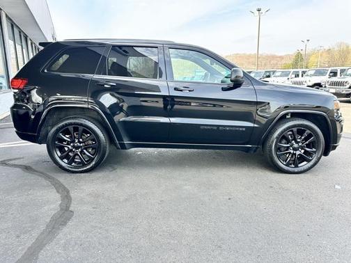 2019 Jeep Grand Cherokee Altitude