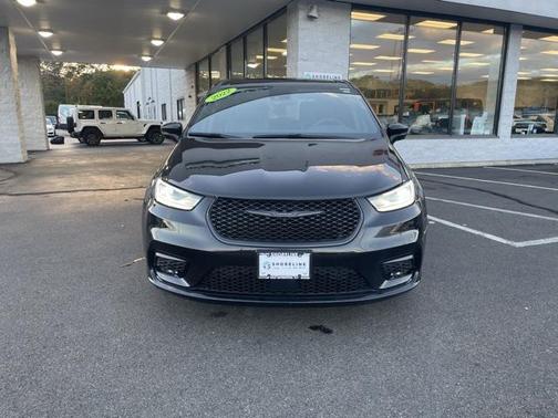 2022 Chrysler Pacifica Hybrid Limited
