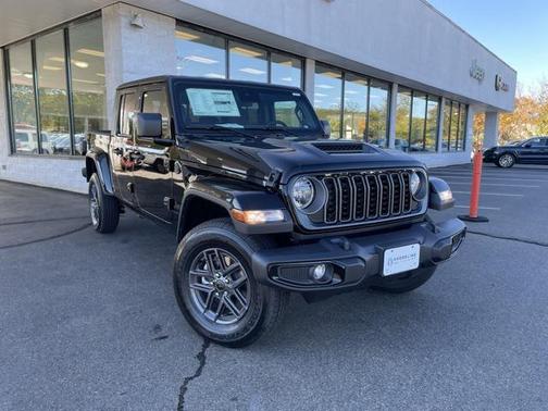 2025 Jeep Gladiator Sport S