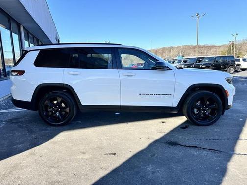 2023 Jeep Grand Cherokee L Altitude