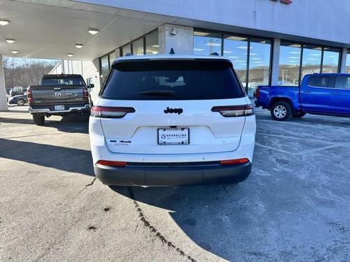 2023 Jeep Grand Cherokee L Altitude