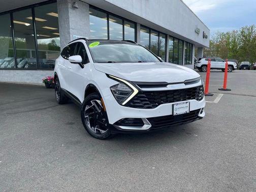 Glacial White Pearl 2023 Kia Sportage SX-Prestige