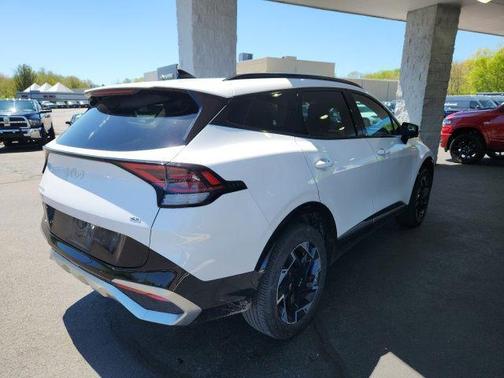 Glacial White Pearl 2023 Kia Sportage SX-Prestige