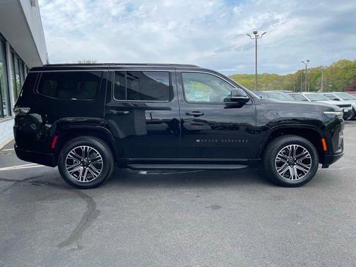 High Gloss Black 2026 Jeep Grand Wagoneer Grand Wagoneer