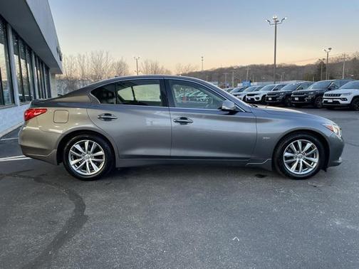 2016 INFINITI Q50 3.0T Premium