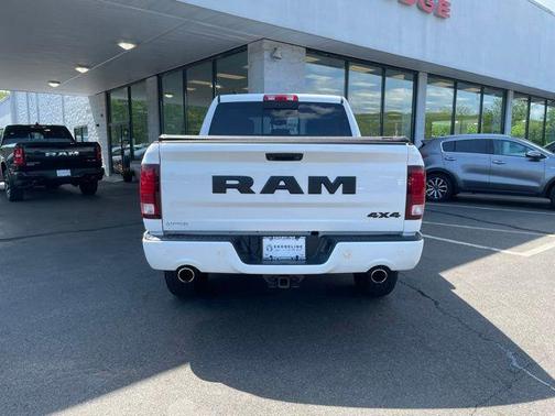 Bright White Clearcoat 2018 RAM 1500 Night Crew Cab 4x4 5'7' Box