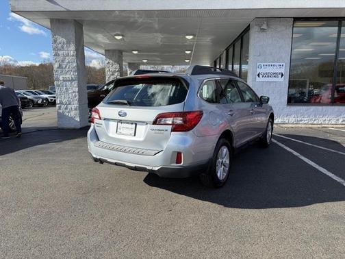 2017 Subaru Outback 2.5i