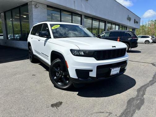 2022 Jeep Grand Cherokee L Altitude