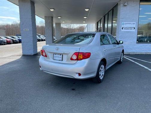 Classic Silver Metallic 2010 Toyota Corolla Base