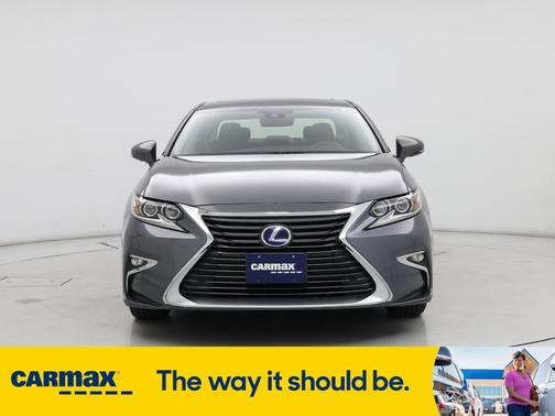 2018 Lexus ES 300h