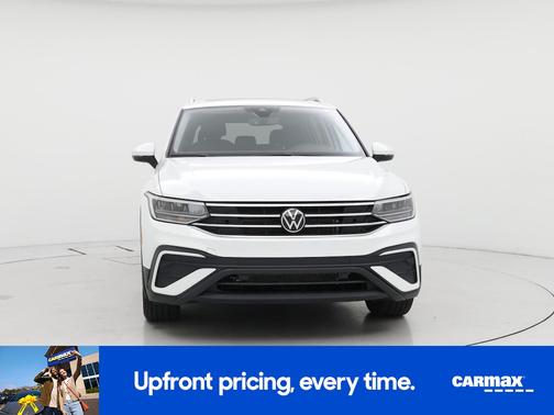 White 2022 Volkswagen Tiguan SE
