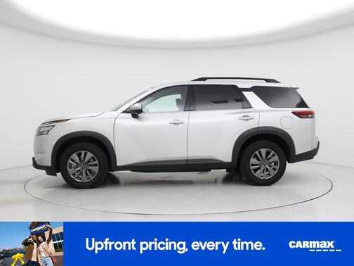 Silver 2025 Nissan Pathfinder SV