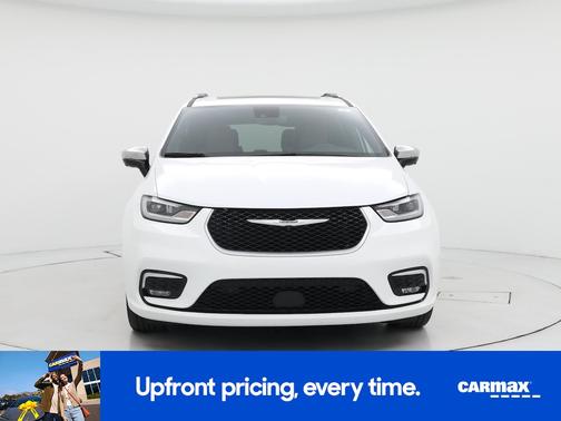 2023 Chrysler Pacifica Hybrid Pinnacle