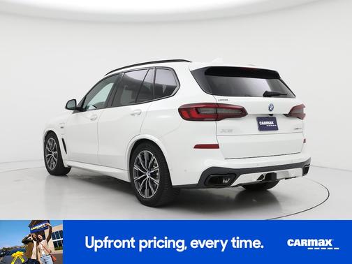 White 2022 BMW X5 PHEV XDrive45e
