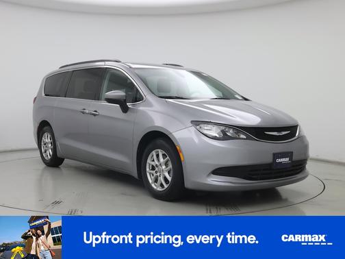 Silver 2020 Chrysler Voyager LXI