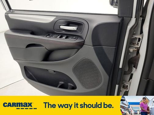2016 Dodge Grand Caravan R/T