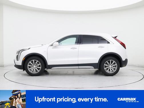 White 2020 Cadillac XT4 Premium Luxury