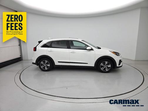 White 2022 Kia Niro Plug-In Hybrid EX Premium