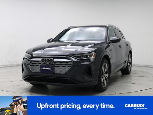 2024 Audi Q8 e-tron Premium Plus