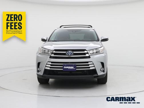 Silver 2019 Toyota Highlander Hybrid Limited Platinum