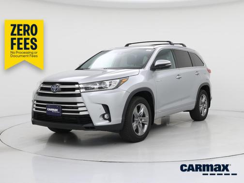 Silver 2019 Toyota Highlander Hybrid Limited Platinum