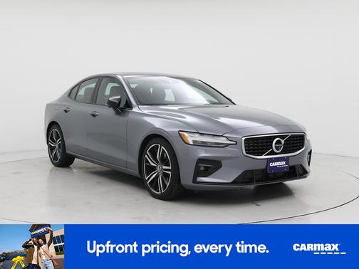 2019 Volvo S60 T6 R-Design