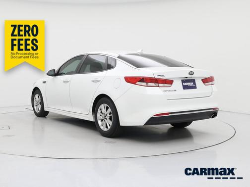 White 2017 Kia Optima LX