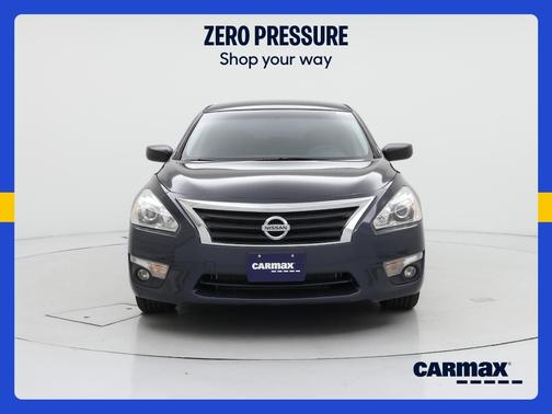 Blue 2015 Nissan Altima SV