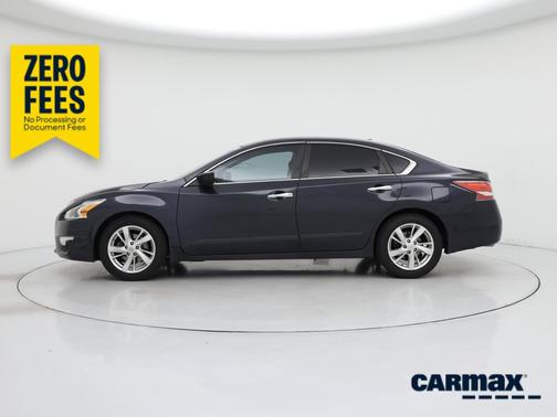Blue 2015 Nissan Altima SV
