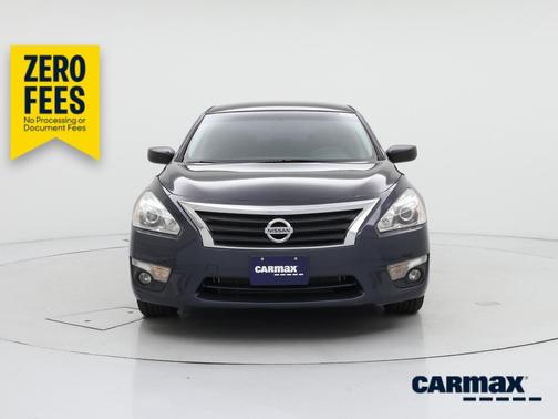 Blue 2015 Nissan Altima SV