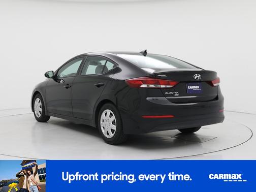 Black 2017 Hyundai ELANTRA SE