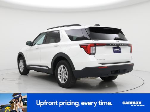 White 2025 Ford Explorer Active