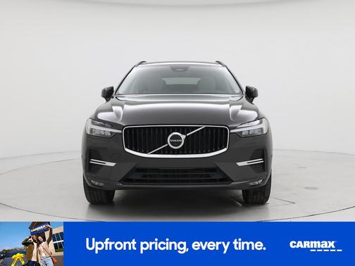 2022 Volvo XC60 B5 Momentum