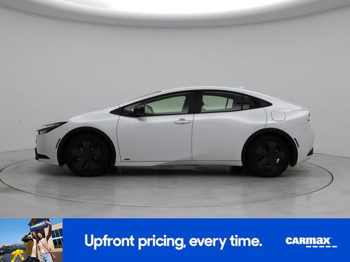 White 2025 Toyota Prius LE