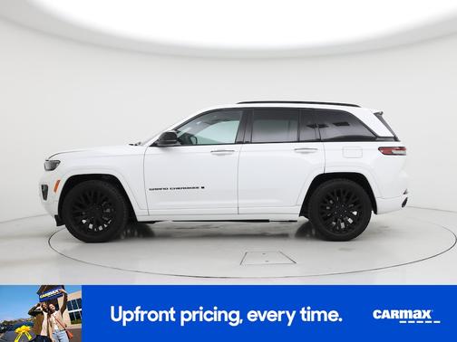 White 2023 Jeep Grand Cherokee Overland