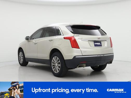 Gold 2017 Cadillac XT5 Luxury