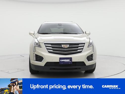 Gold 2017 Cadillac XT5 Luxury