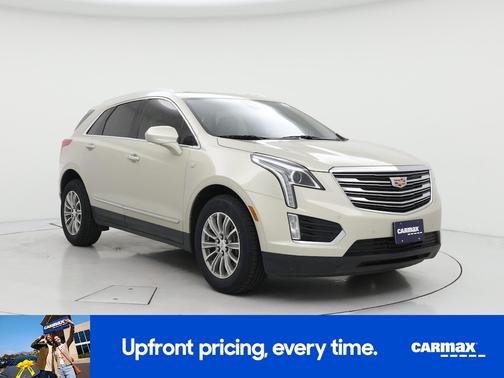 Gold 2017 Cadillac XT5 Luxury